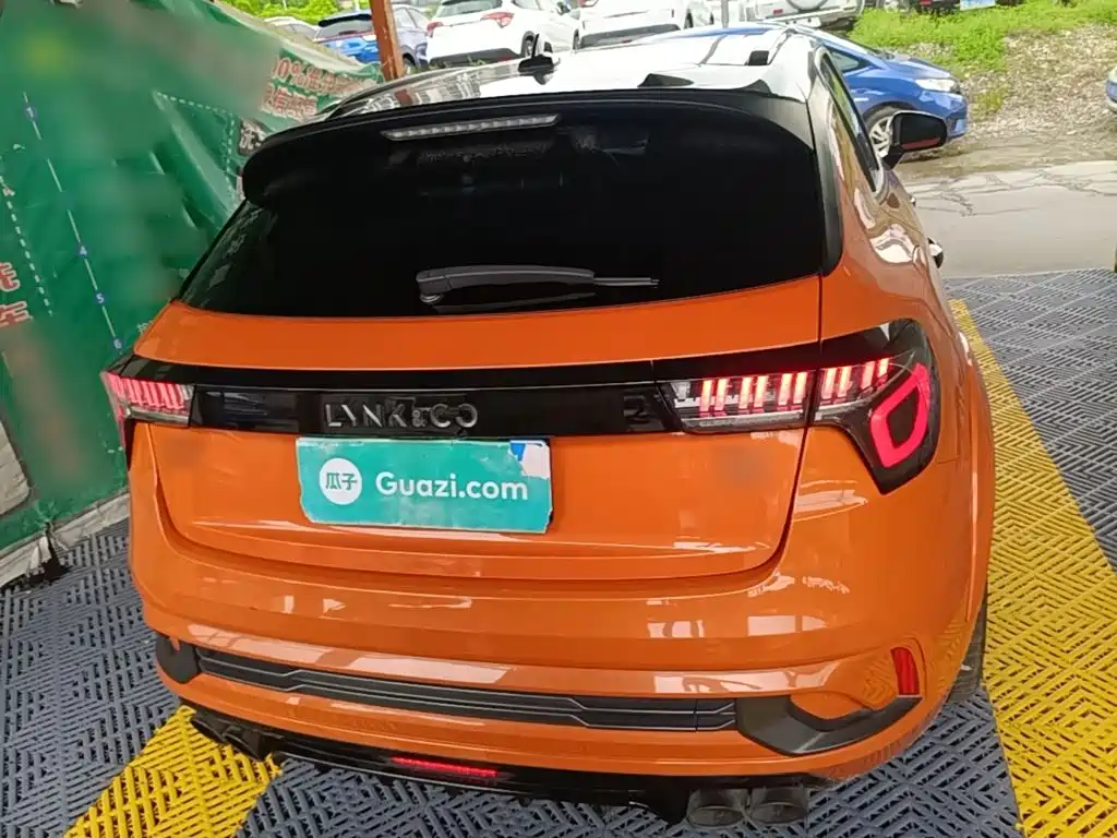 Lynk & Co 02 Hatchback — миниатюра 6