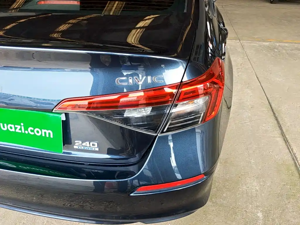 Honda Civic — миниатюра 8