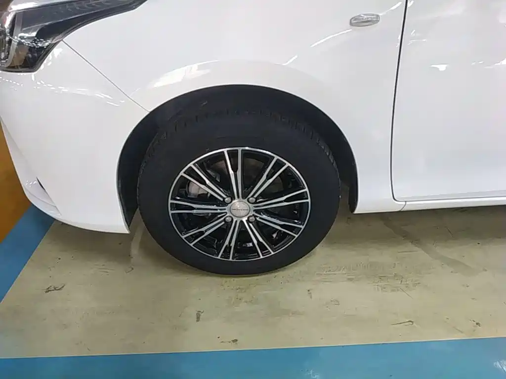 Toyota Yaris L — миниатюра 23