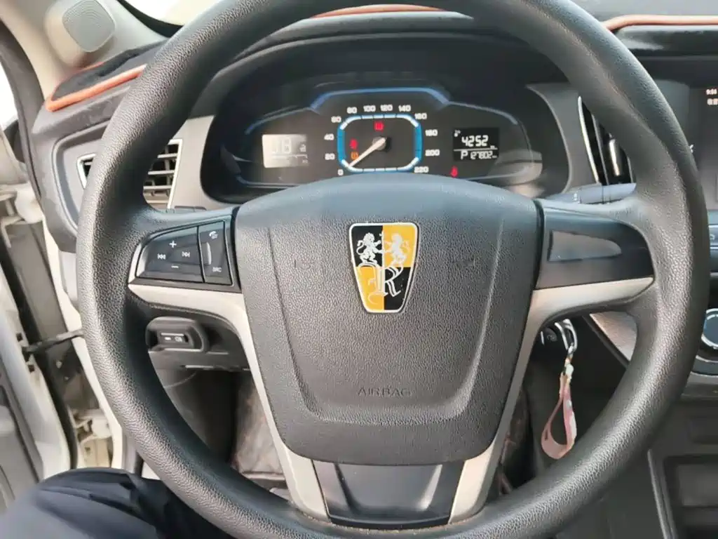 Roewe 360 — миниатюра 11