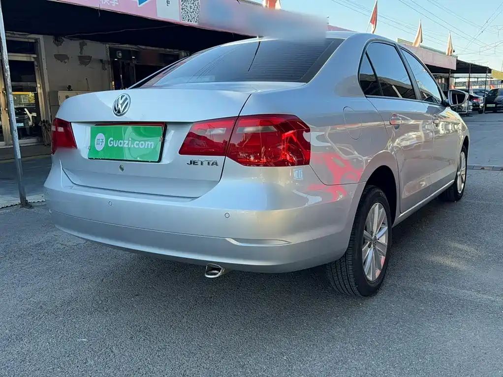 Volkswagen Jetta — миниатюра 20