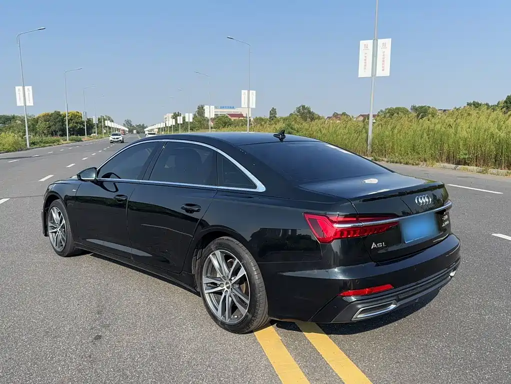 Audi A6L — миниатюра 7