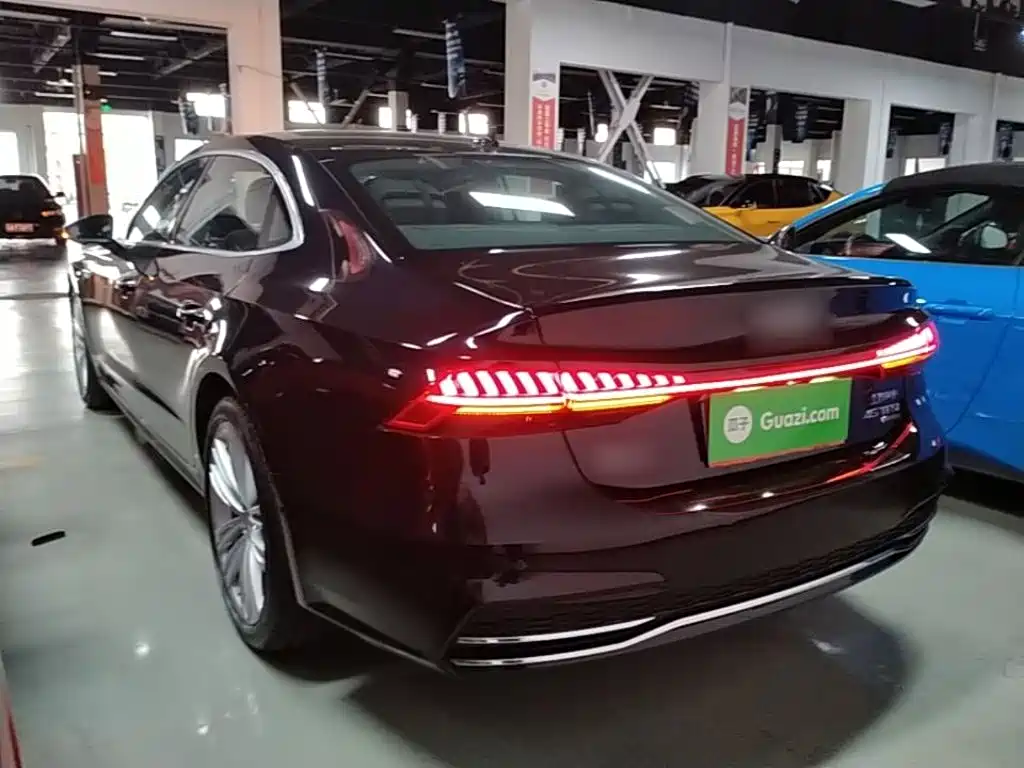 Audi A7L — миниатюра 5