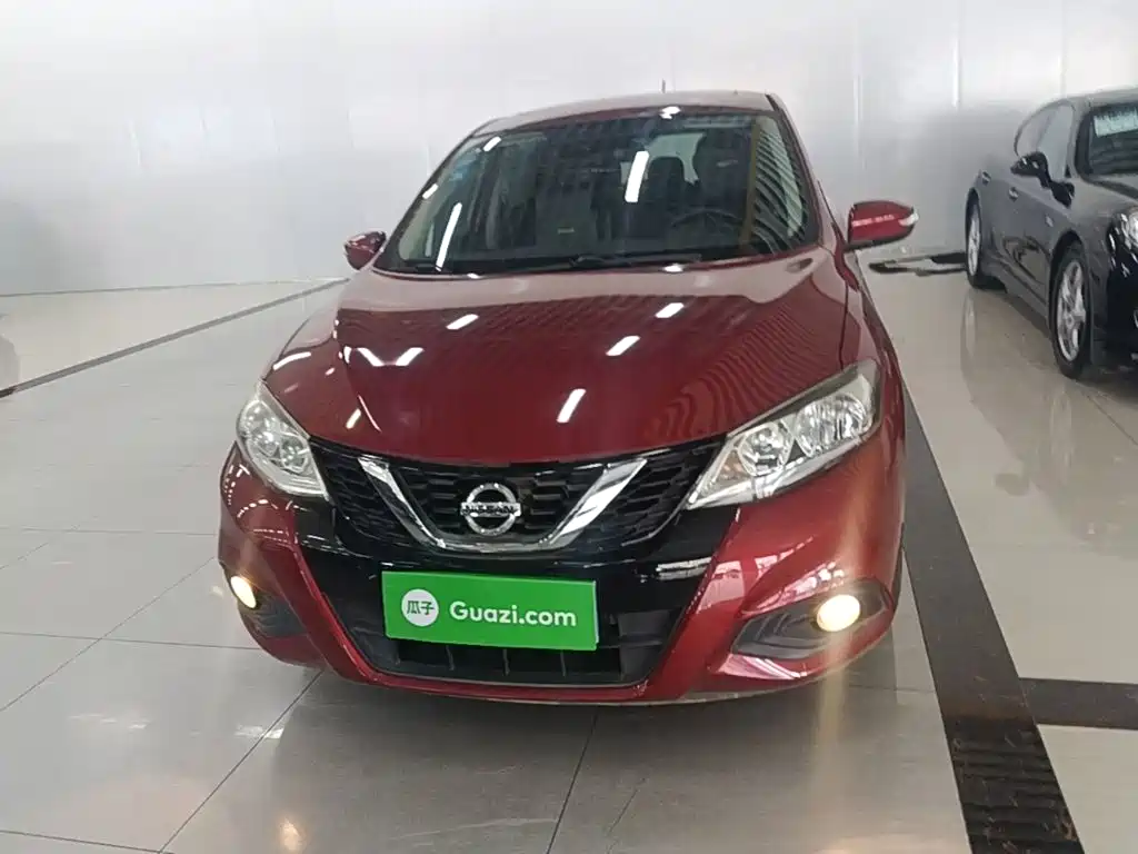 Nissan Tiida — миниатюра 3
