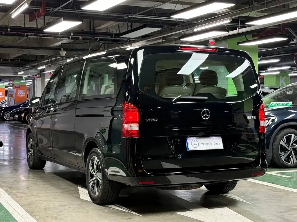 Mercedes-Benz Vito — миниатюра 13