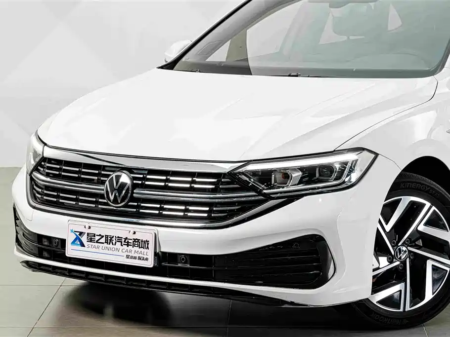 Volkswagen Sagitar — миниатюра 2