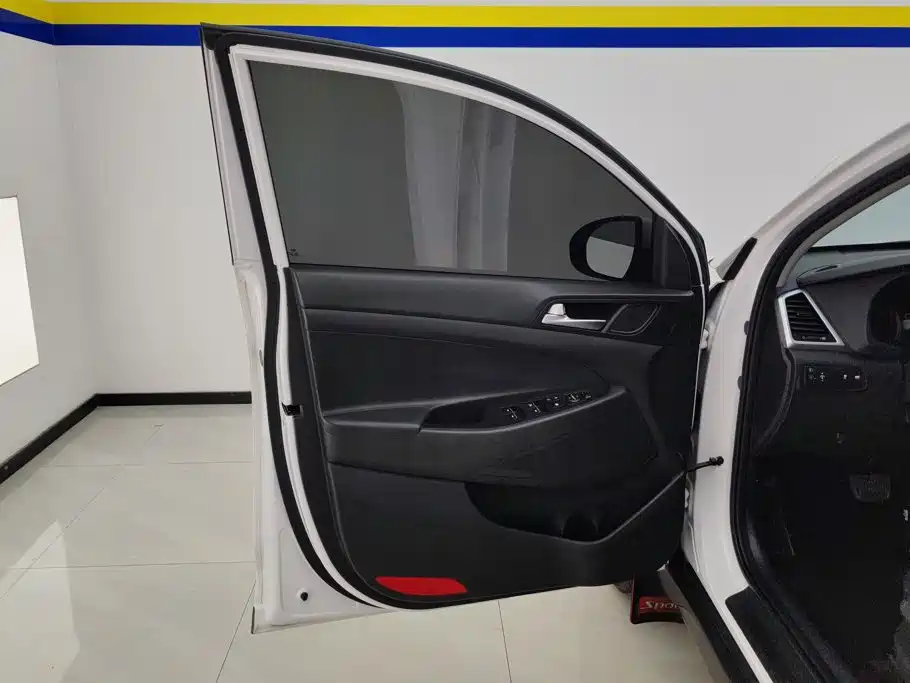 Hyundai Tucson — миниатюра 7