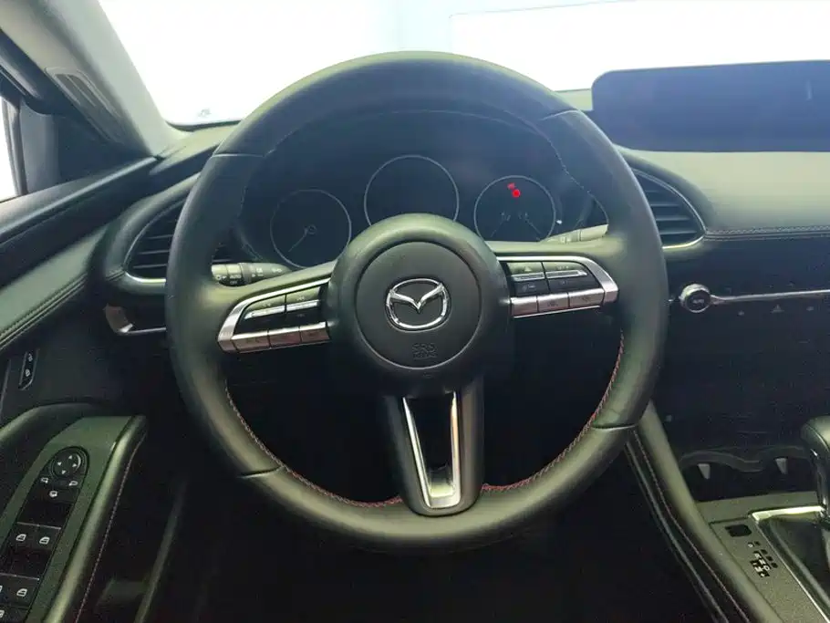 Mazda 3 Axela — миниатюра 15