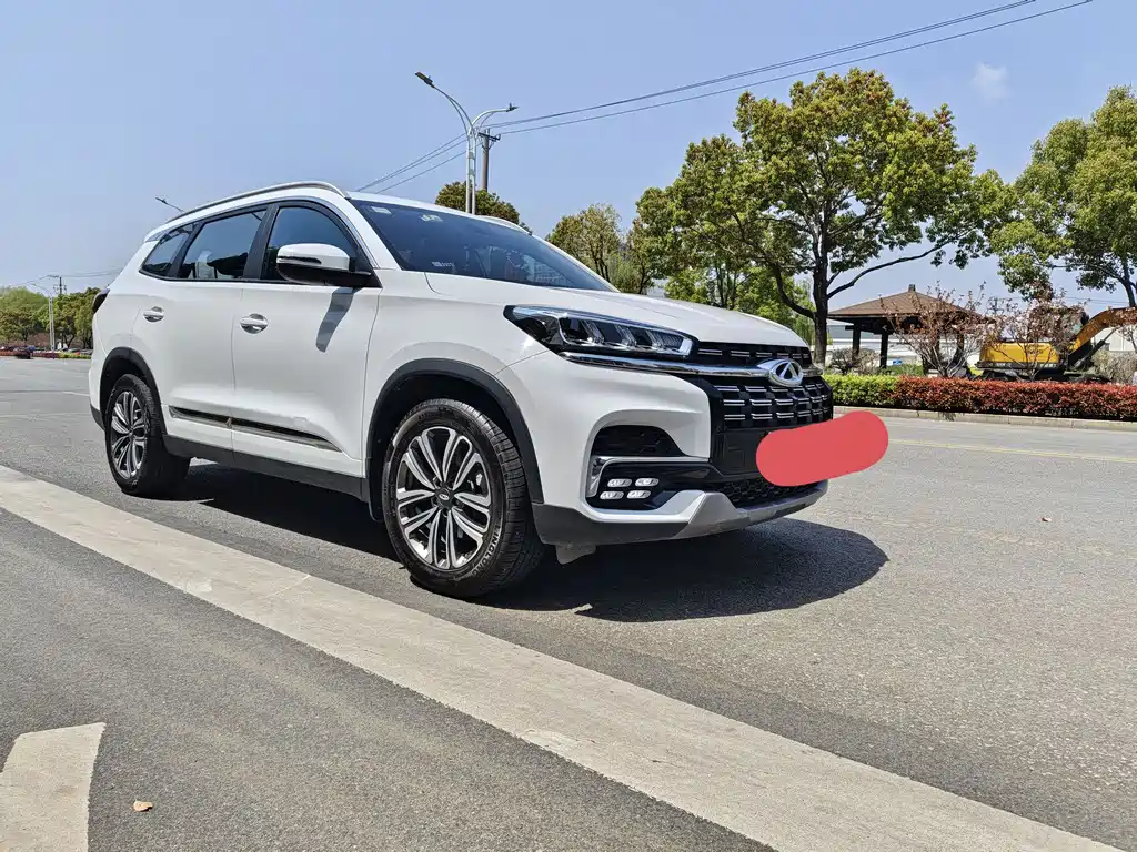 CHERY TIGGO 8