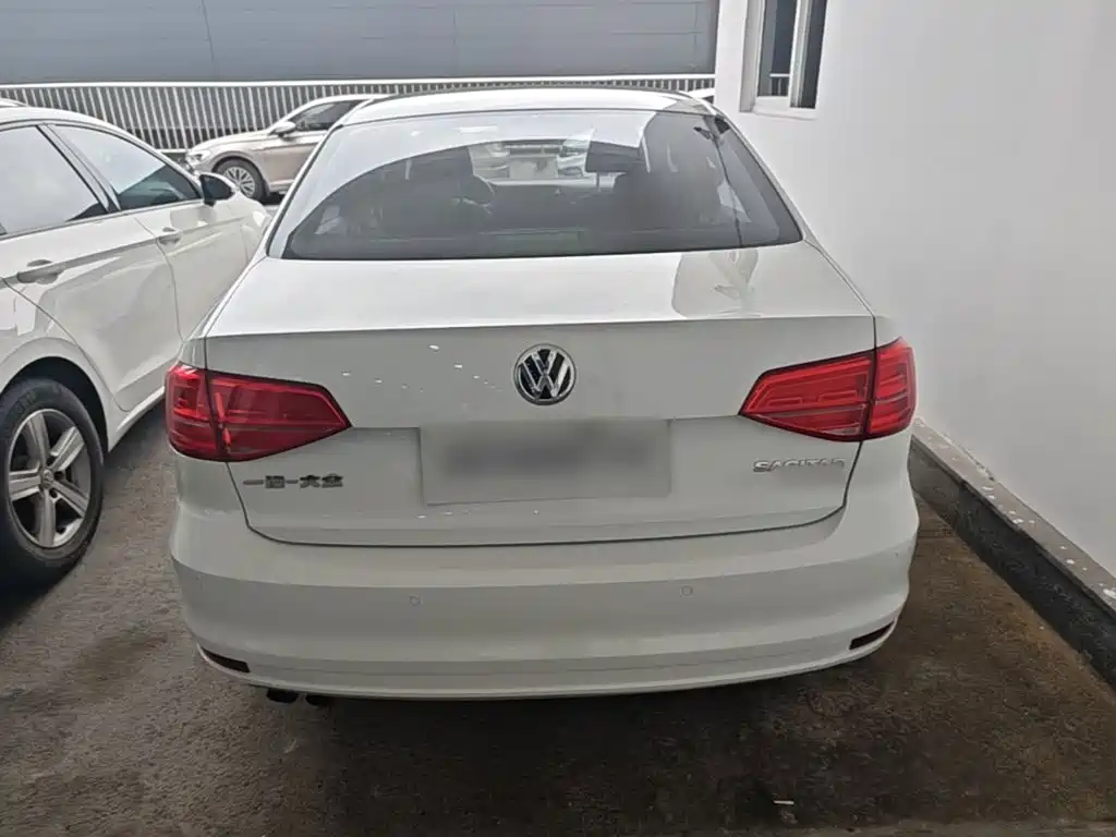 Volkswagen Sagitar — миниатюра 6