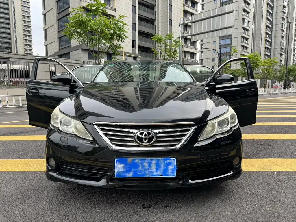Toyota Reiz — миниатюра 2