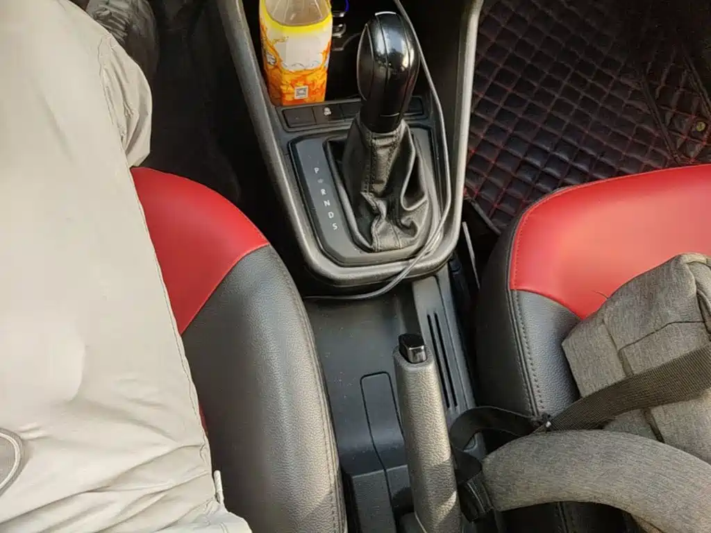 Volkswagen Santana — миниатюра 14