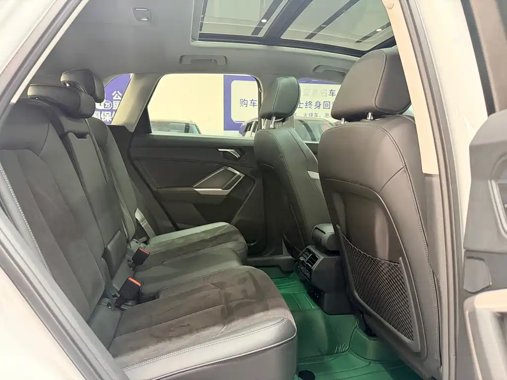 Audi Q3 — миниатюра 12