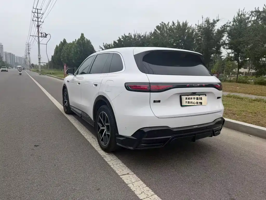AITO Wenjie 问界M6 — миниатюра 6