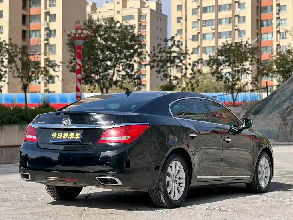 Buick LaCrosse — миниатюра 7