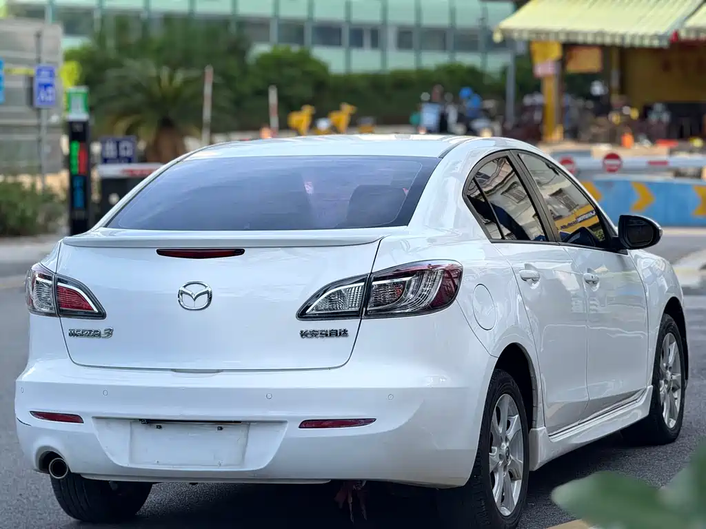 Mazda 3 Xingcheng — миниатюра 5