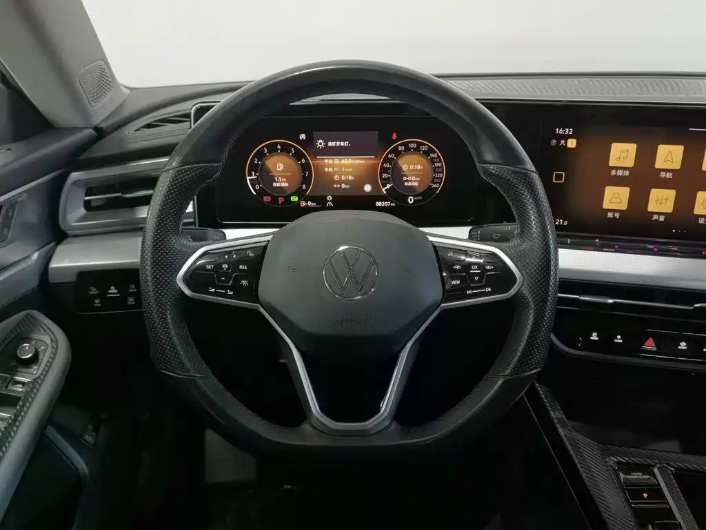 Volkswagen Lamando — миниатюра 11