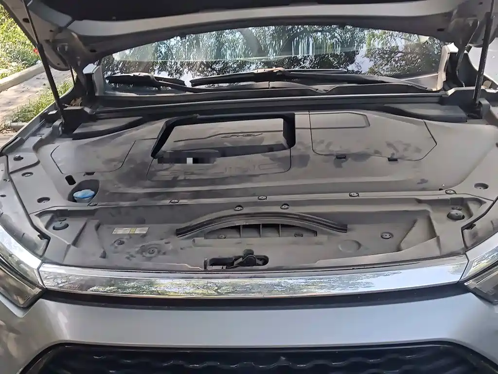BAIC X7 PHEV — миниатюра 11