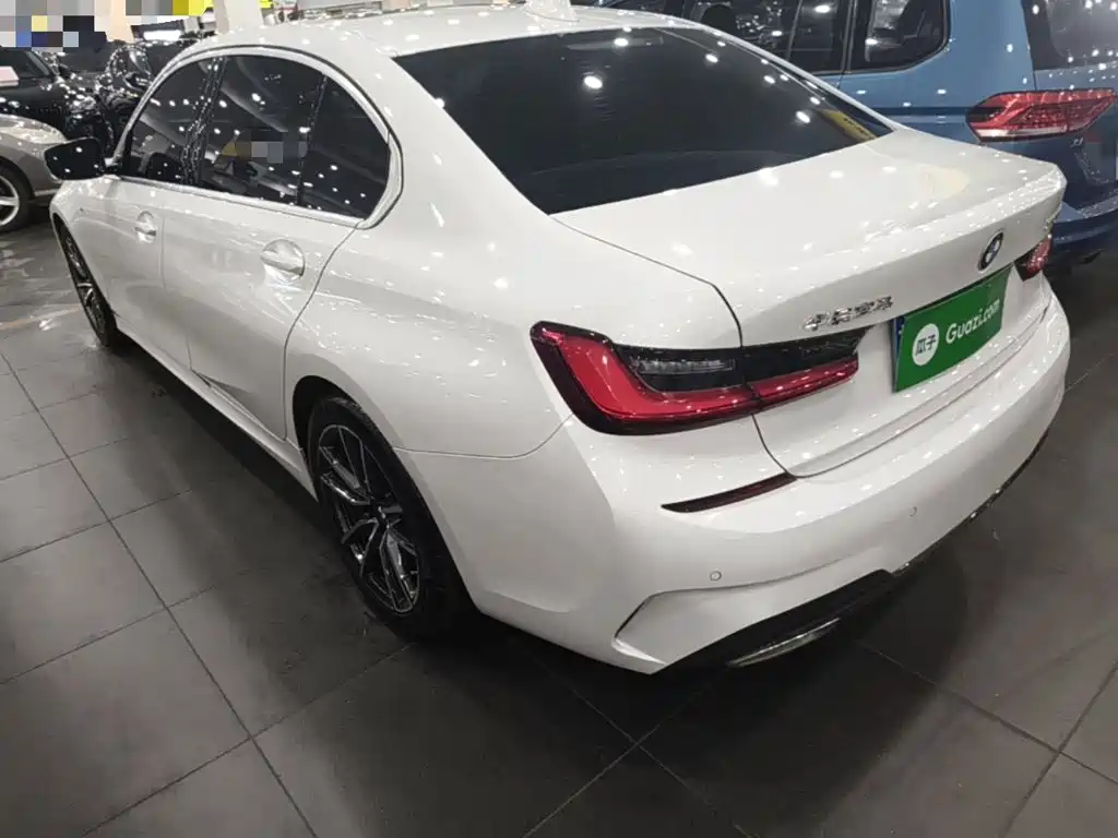BMW 3 Series — миниатюра 5