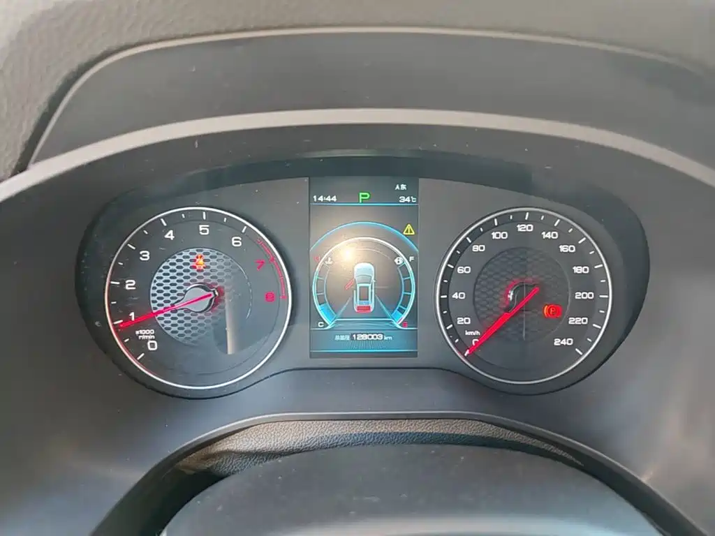 BYD Song — миниатюра 12