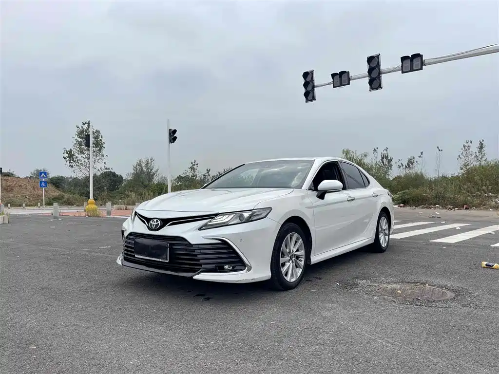 Toyota Camry 2022