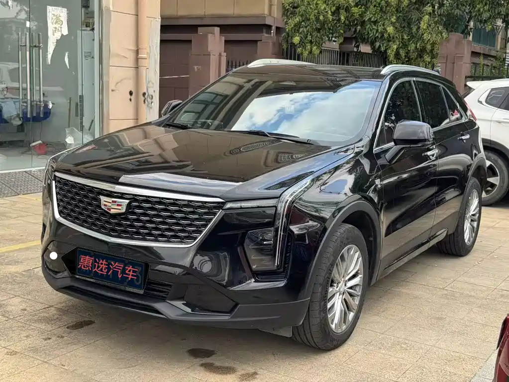 Cadillac XT4