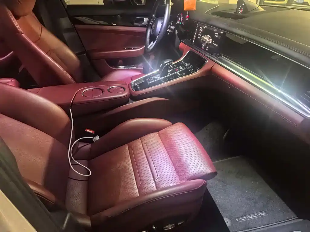 Porsche Panamera — миниатюра 3