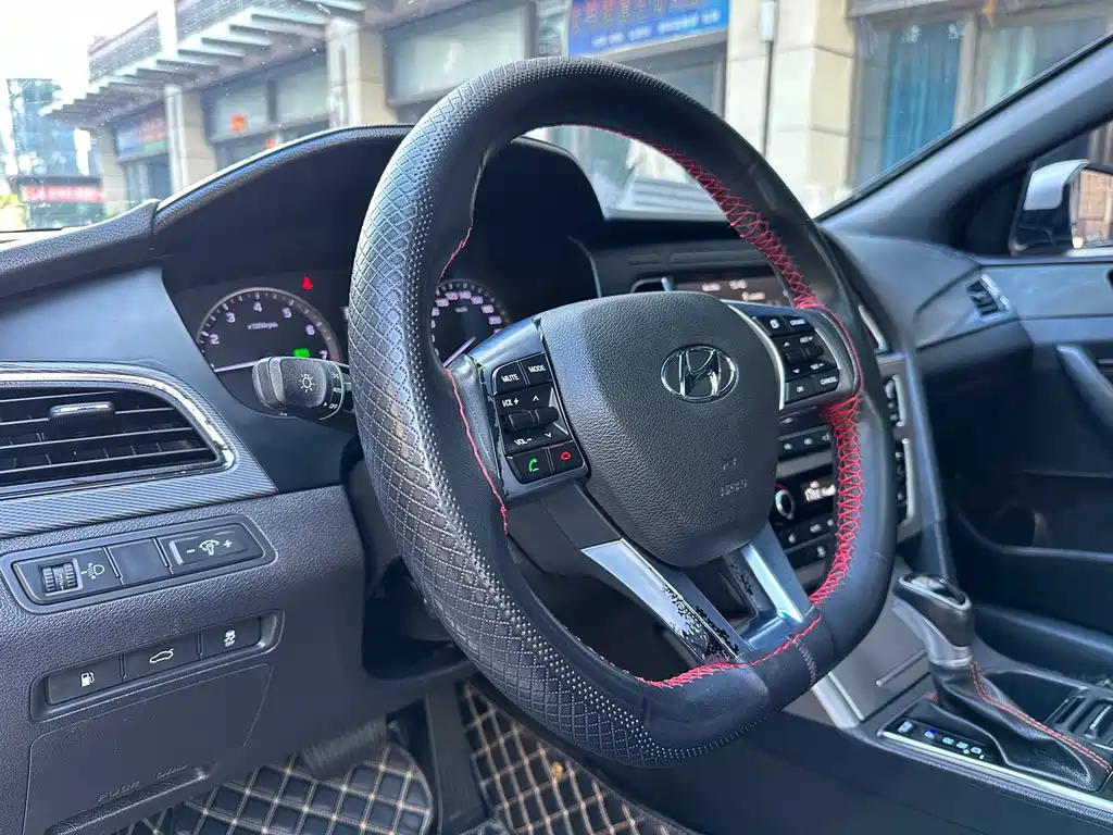 Hyundai Sonata — миниатюра 20