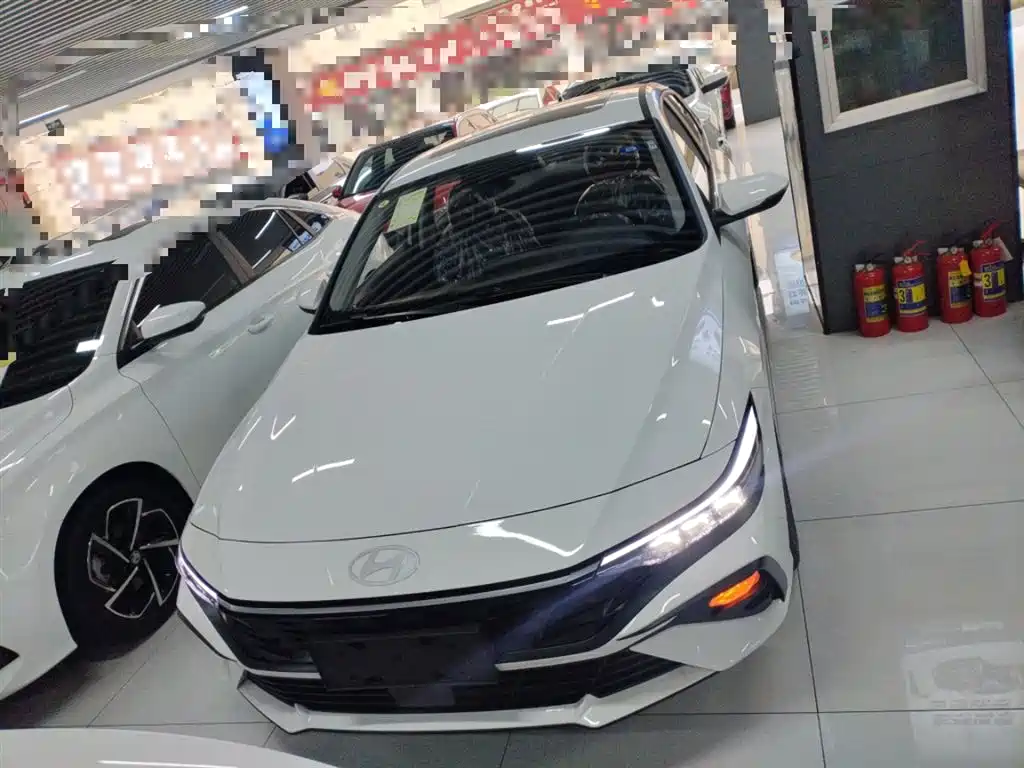 Hyundai Elantra 2023 1.5L CVT GLX Elite