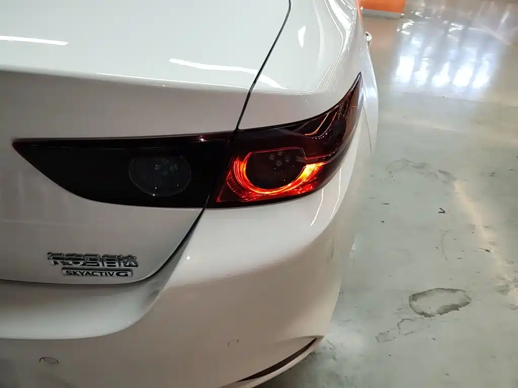 Mazda 3 Axela — миниатюра 8
