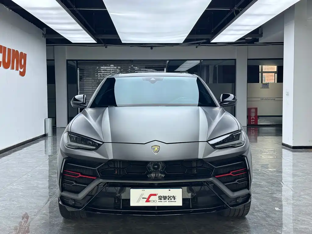 Lamborghini Urus — миниатюра 2