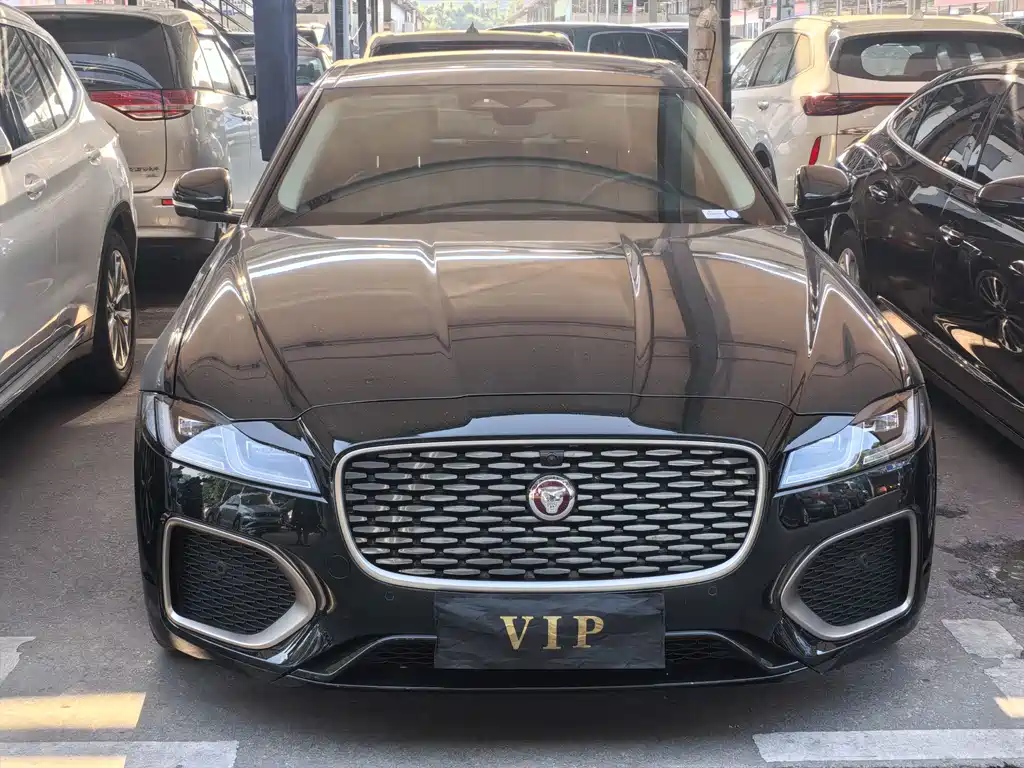 Jaguar XFL — миниатюра 2