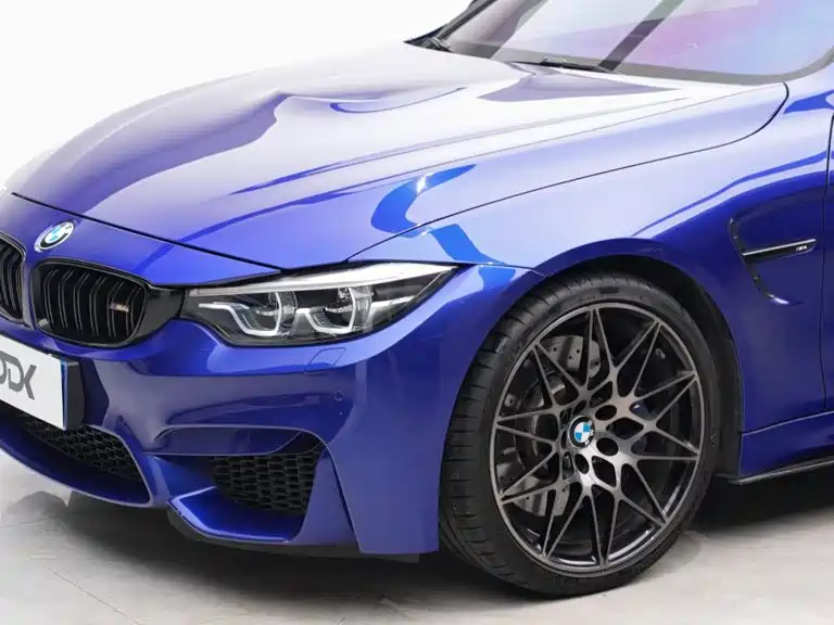 BMW M4 — миниатюра 3