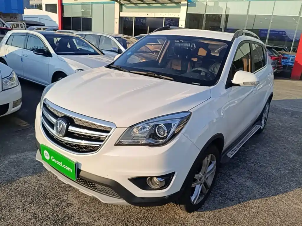 Changan CS35 — миниатюра 2