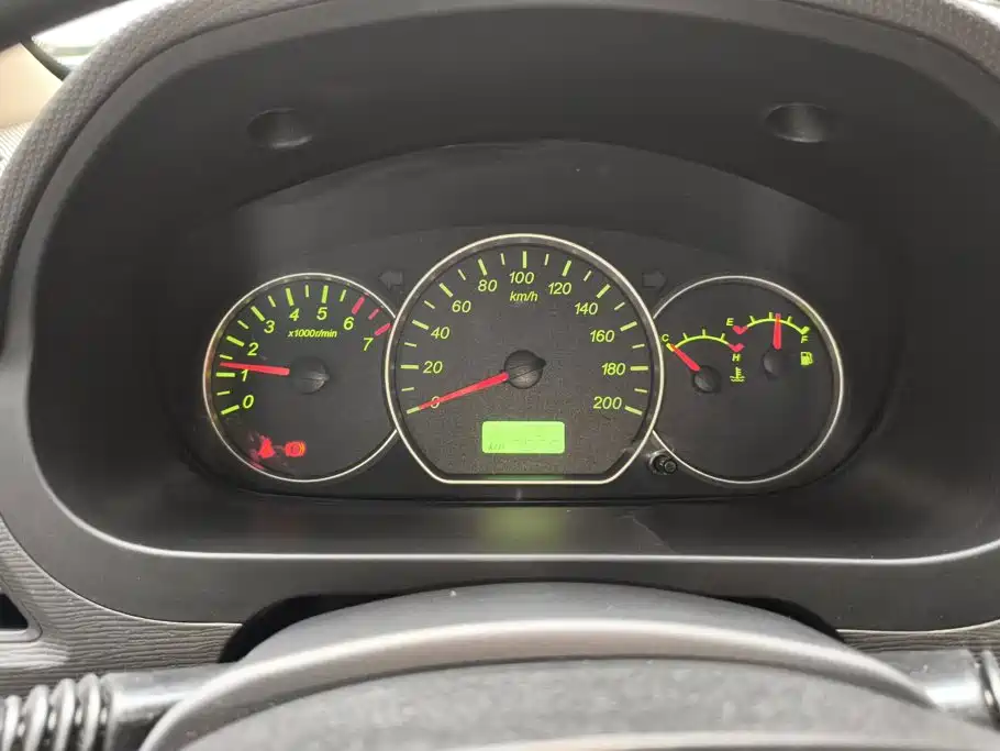Wuling Hongguang — миниатюра 14