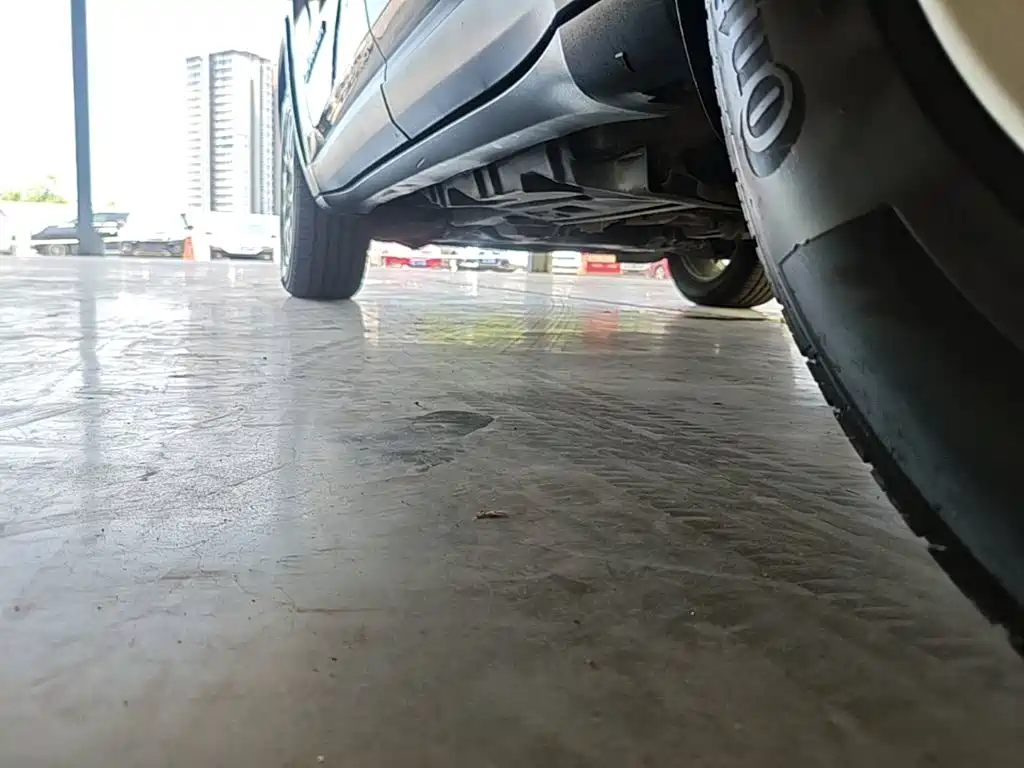 Jeep Commander — миниатюра 22