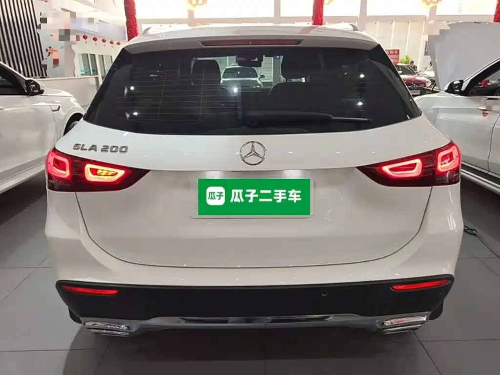 Mercedes-Benz GLA — миниатюра 6