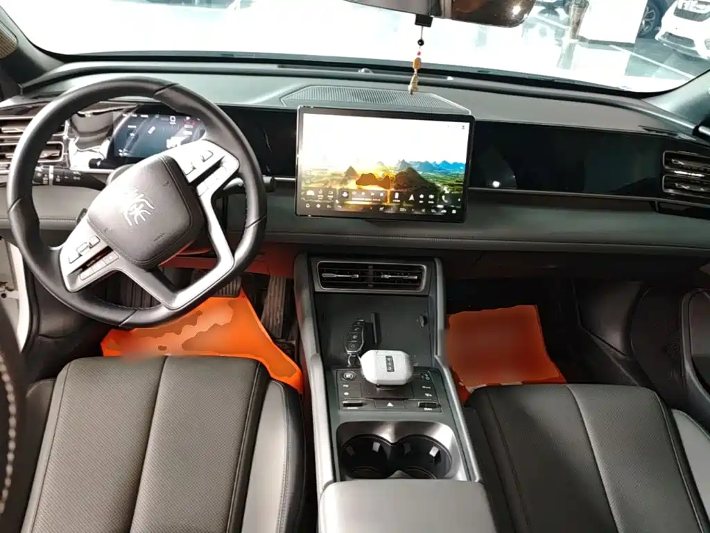 BYD Qin L — миниатюра 10