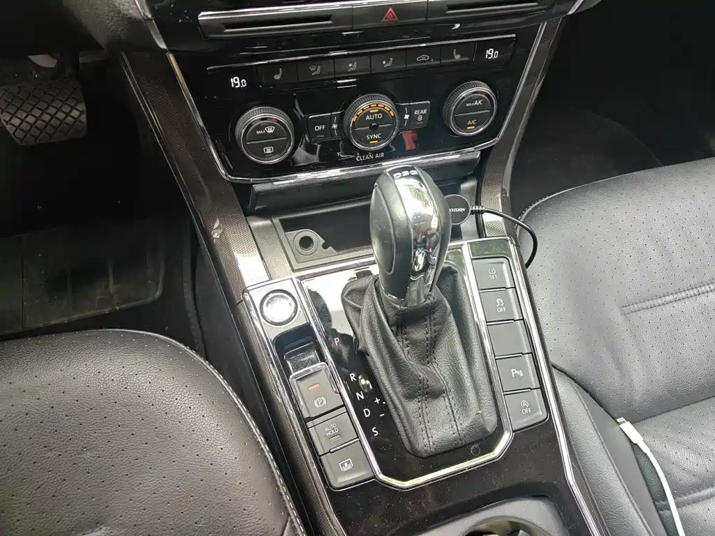 Volkswagen Passat — миниатюра 10