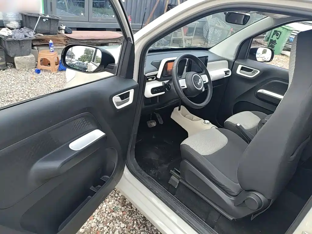 Wuling MINIEV — миниатюра 16