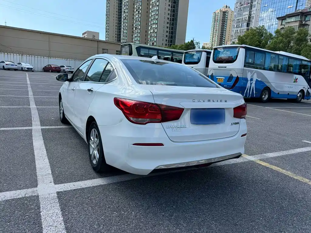 Chevrolet Cavalier — миниатюра 5
