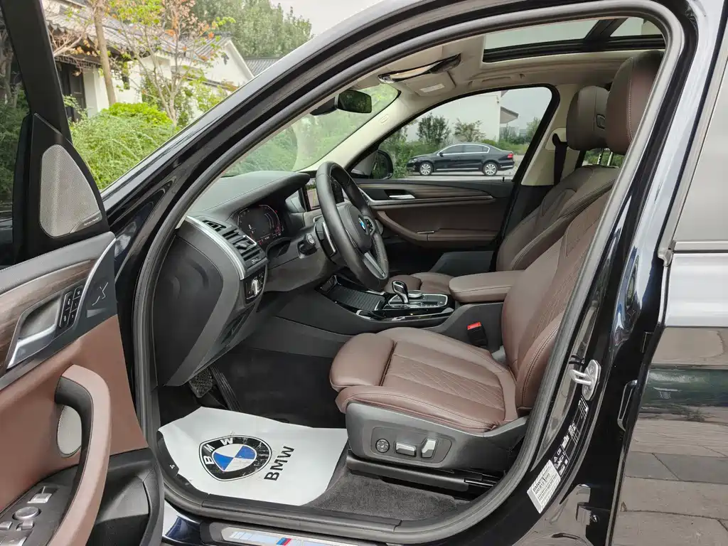 BMW X3 — миниатюра 9