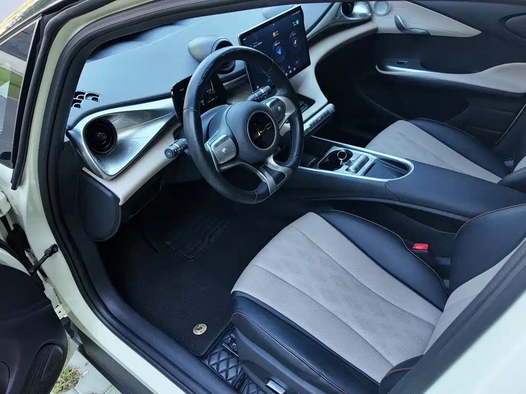 BYD Dolphin — миниатюра 5