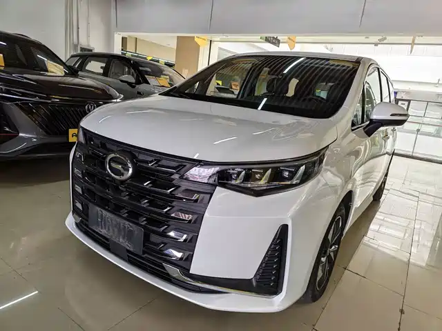 GAC Trumpchi M6
