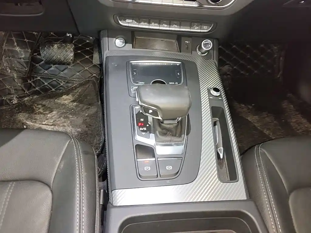 Audi Q5L — миниатюра 14