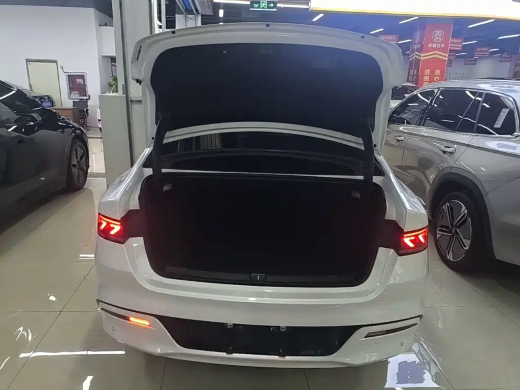 BYD Qin PLUS — миниатюра 19