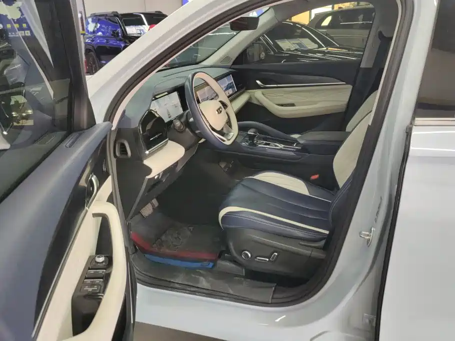 Geely Xingyue L — миниатюра 9