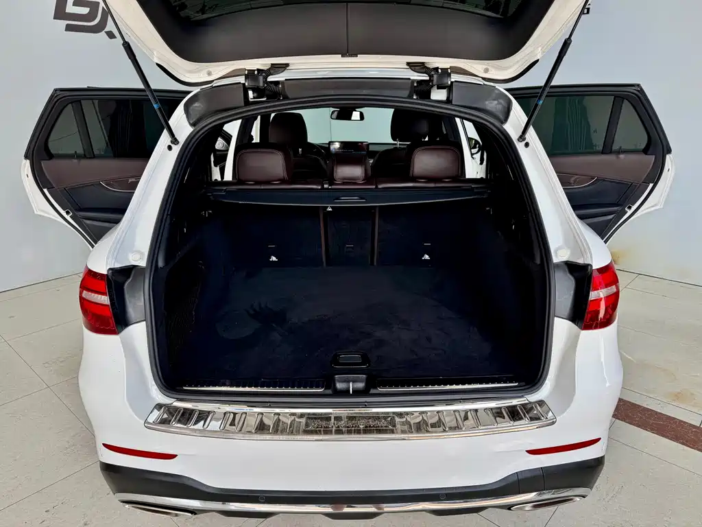 Mercedes-Benz GLC — миниатюра 23
