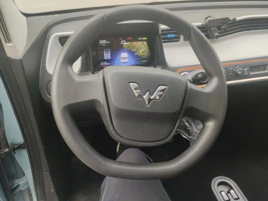Wuling MINIEV — миниатюра 15