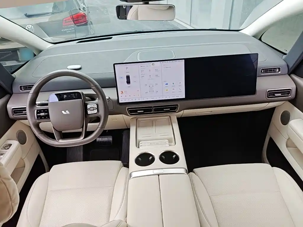 Li Auto Li MEGA — миниатюра 10